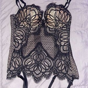 Victoria secret lingerie size 32B